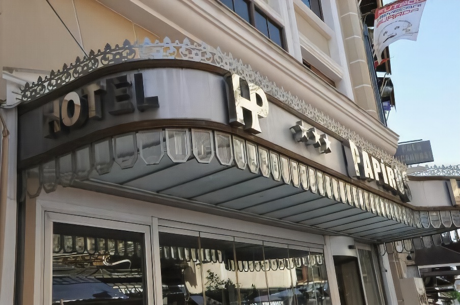 Grand Papirus Hotel