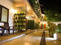 Medio de Pai Hotels in Pai District