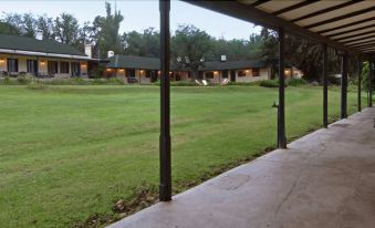 Dos Lunas Horse Riding Lodge