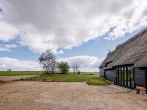 Granary Cottage Valley Farm Barns Snape Air Manage Suffolk