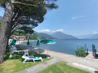 Titti (GLA133) Hotels in Gera Lario