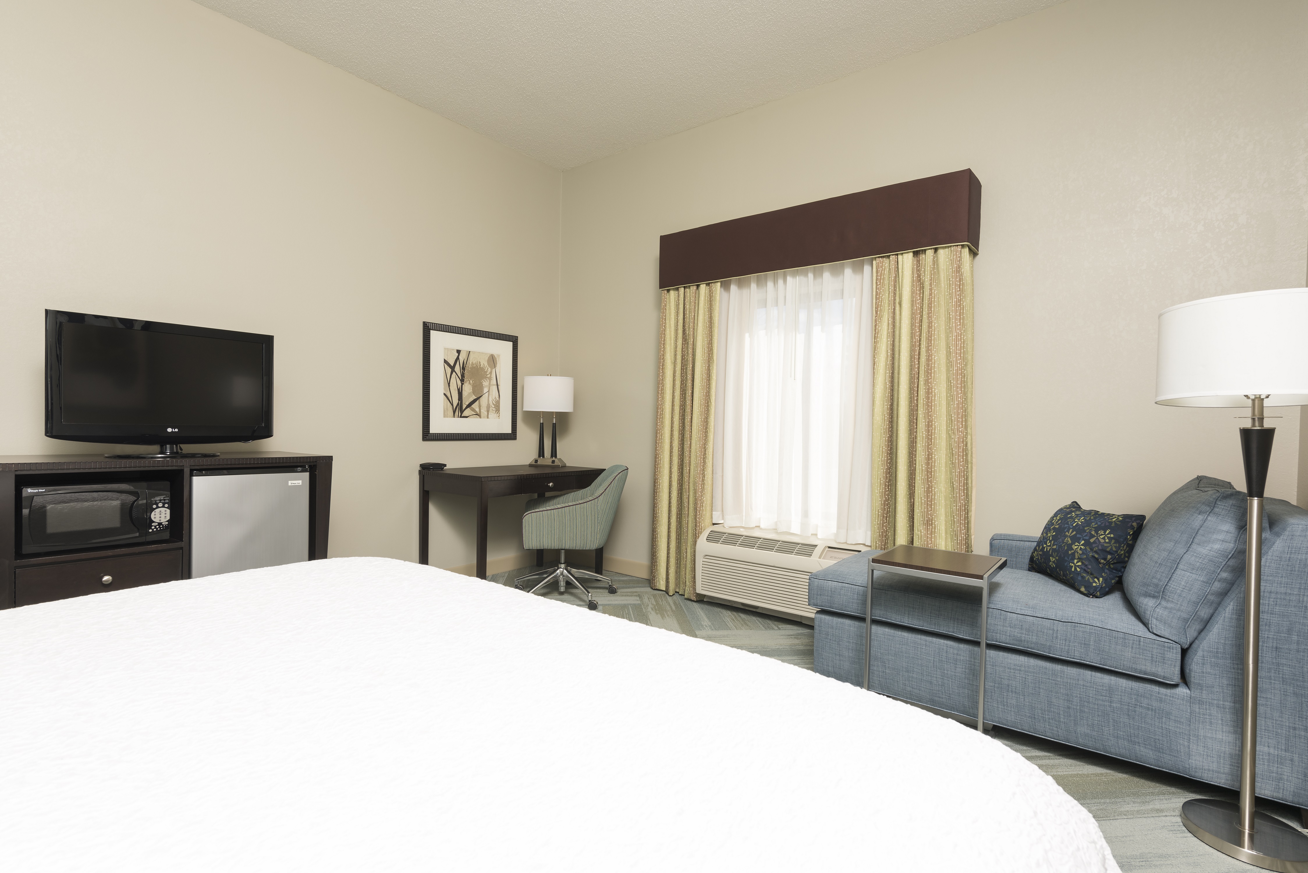 Hampton Inn Detroit Roseville