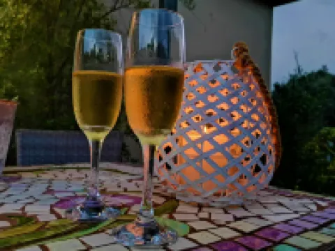 Sagewood Cottage for 2 People with Wonderful Private Terrace in Garden!