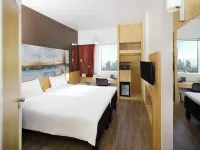 أبيس وان سنترال Hotels near Al Kabayel (Gold Souk)