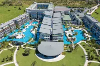 Le Meridien Khao Lak Resort & Spa Các khách sạn gần Wat Khok Khian
