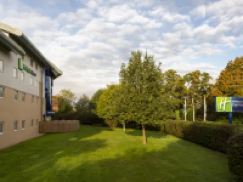 Holiday Inn Express SOUTHAMPTON M27, JCT.7 by IHG Hotels near University of Southampton Highfield Campus