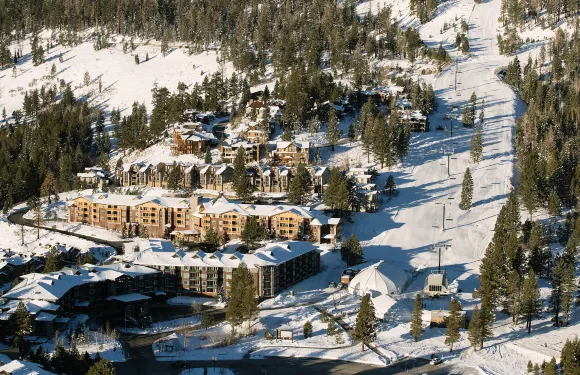 瞻博温泉度假村