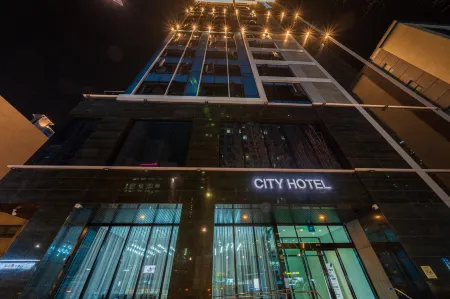 City Hotel the Busan Metro Отели рядом с достопримечательностью «Songdo Cloud Trails»