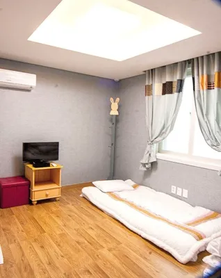 Tongyeong Semiee Guest House