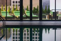 The Royal Sonesta Chicago River North - Pools