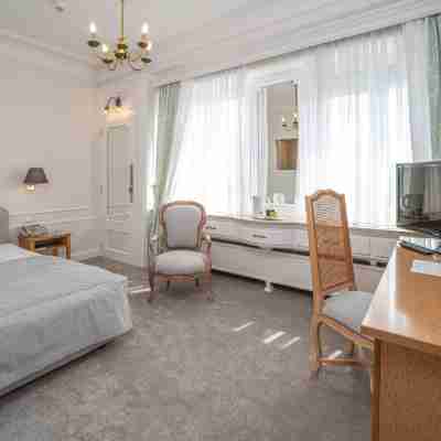 Grand Hotel Cravat Rooms