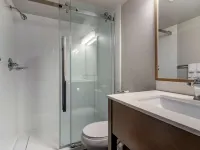 Best Western Plus Vancouver Airport Hotel Hotel berhampiran YVR–Airport