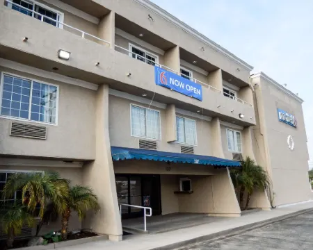 Motel 6 Azusa, CA โรงแรมในอาซูซ่า