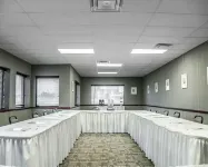 Comfort Inn Hôtels à : Laval
