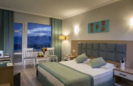 Adonis Hotel