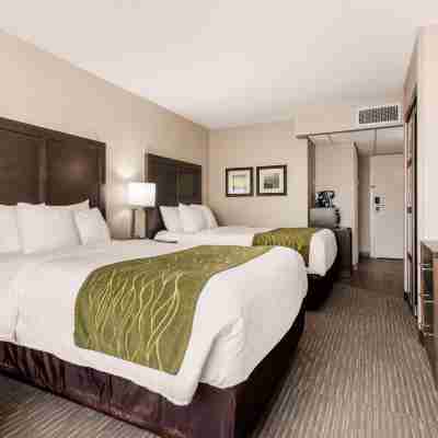 Comfort Inn & Suites Red Deer Rooms