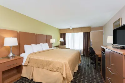 Days Inn & Conf Center by Wyndham Southern Pines Pinehurst Hôtels à : Pinehurst