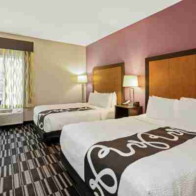 La Quinta Inn & Suites by Wyndham Tumwater - Olympia Rooms