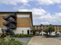 Mercure Brisbane Garden City Hotels near Malaya Corner