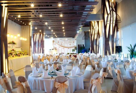 그랜드 하워드 호텔 썸네일