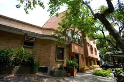 카사 산타 모니카  호텔