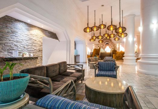 로열 빌라스 리조트