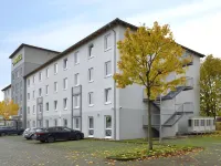 B&B HOTEL Köln-West Hotel dekat Stasiun Bawah Tanah Schaffrathsgasse
