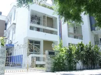 Maplewood Guest House, Neeti Bagh, New Delhiit is a Boutiqu Guest House - Room 3
