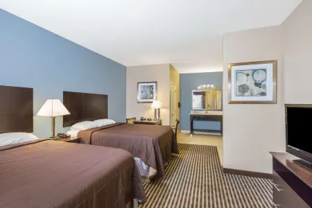 Super 8 by Wyndham Center