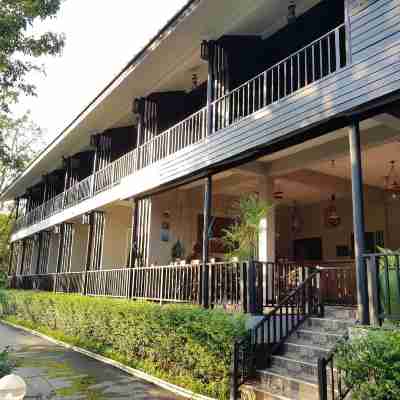 บ้านคุ้งธารา อยุธยา Hotel Exterior