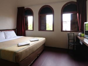 Red Inn Court - Hostel