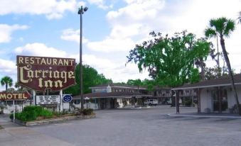 Carriage Inn Motel