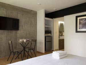 El Doce by Homi Rent