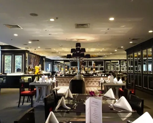 Concorde Hotel Singapore Dining Photos