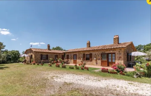 Bio Agriturismo Il Cavone Hôtels à : Sorano