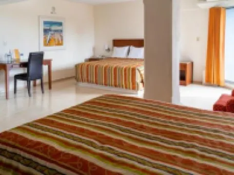 Hotel Plaza del Sol エルモシージョのホテル