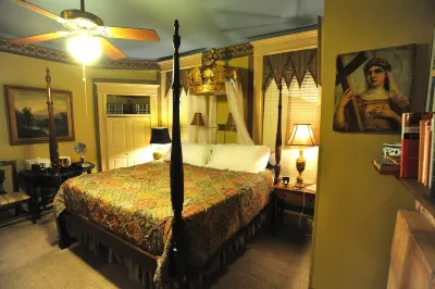 Stay Fairfield - Fairfield Place and Fairfield Manor Bed & Breakfast