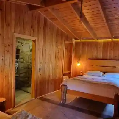 Hobbitton Village Rooms