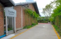 RiverHills Resort Hotels in Pluak Daeng
