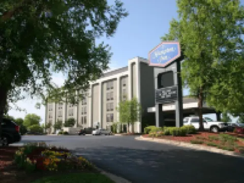Hampton Inn Concord/Kannapolis Hotéis em Concord