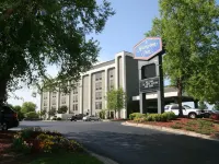 Hampton Inn Concord/Kannapolis Hotels in Concord