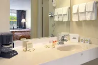 Days Inn by Wyndham Donalsonville Отели в г. Семинол