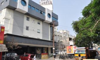 Hotel Shaans - Housity