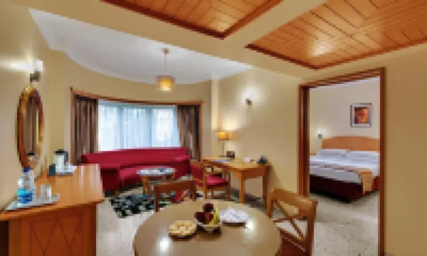 The Oakwood Hotel Hotels in Deccan