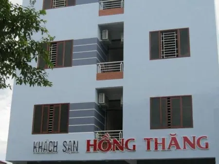 Hong Thang Hotel Отели в г. Vy Da