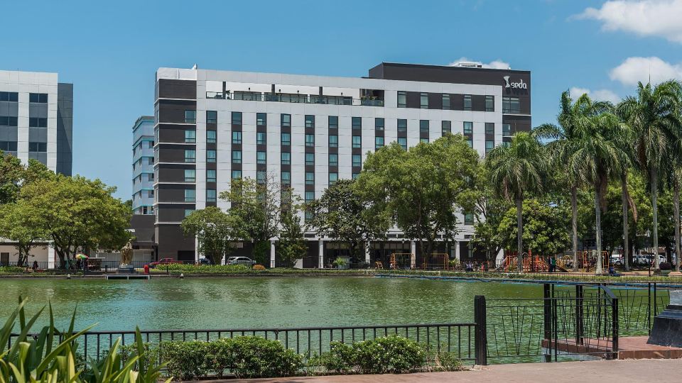Seda Capitol Central Bacolod