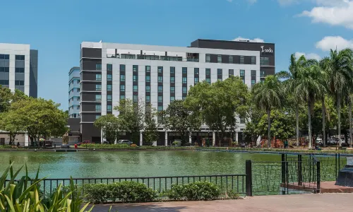 Seda Capitol Central Hotel