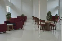勝利大飯店 North Bekasi住宿飯店