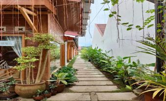 Budi Bambu Homestay Yogyakarta Bangunjiwo Mitra RedDoorz