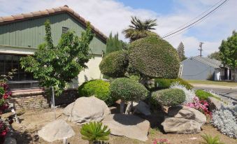 FairBridge Inn & Suites Gateway to Yosemite